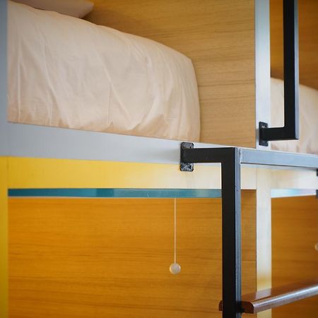 Borough Capsule Hostel Bali Legian Dış mekan fotoğraf