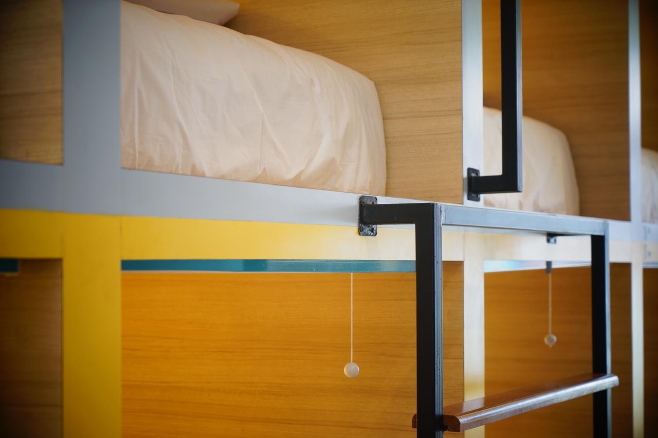 Borough Capsule Hostel Bali Legian Dış mekan fotoğraf