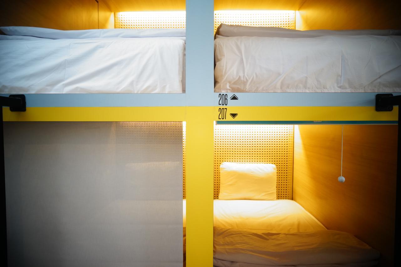 Borough Capsule Hostel Bali Legian Dış mekan fotoğraf