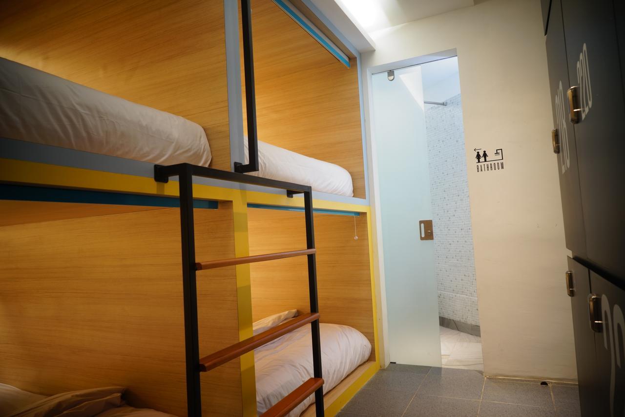 Borough Capsule Hostel Bali Legian Dış mekan fotoğraf